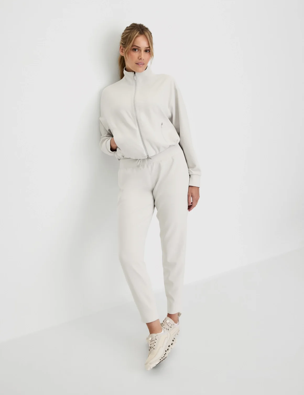CloudCut™ Jogger - Image 4