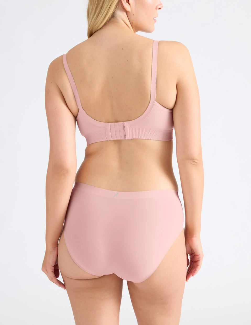 Good to Go Seamless Bra - Image 14