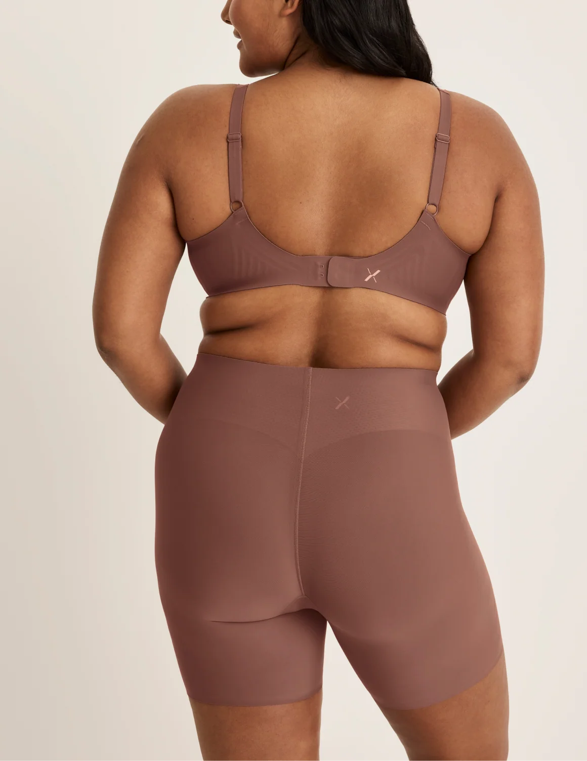 Leakproof Contour Thigh Saver® 6” - Image 10
