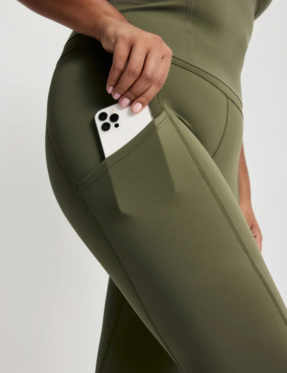 Pursuit Leakproof Training Legging - Last Call - Image 8