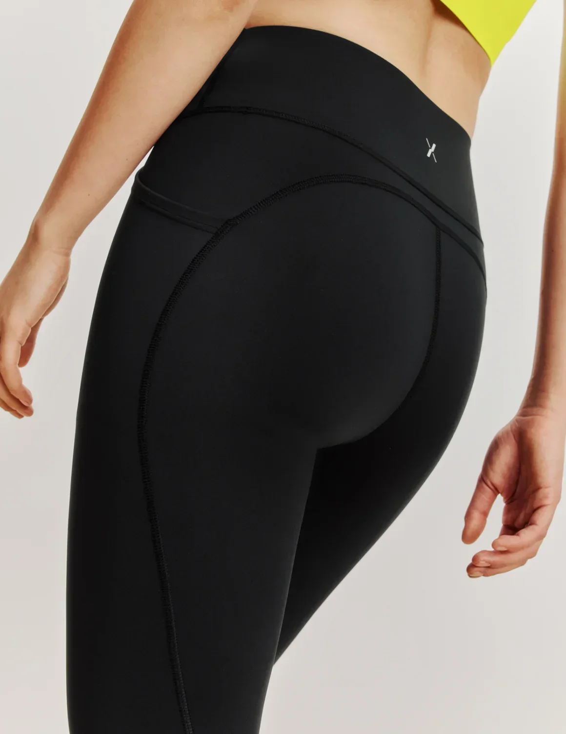 Pursuit Leakproof Training Legging - Last Call - Image 9