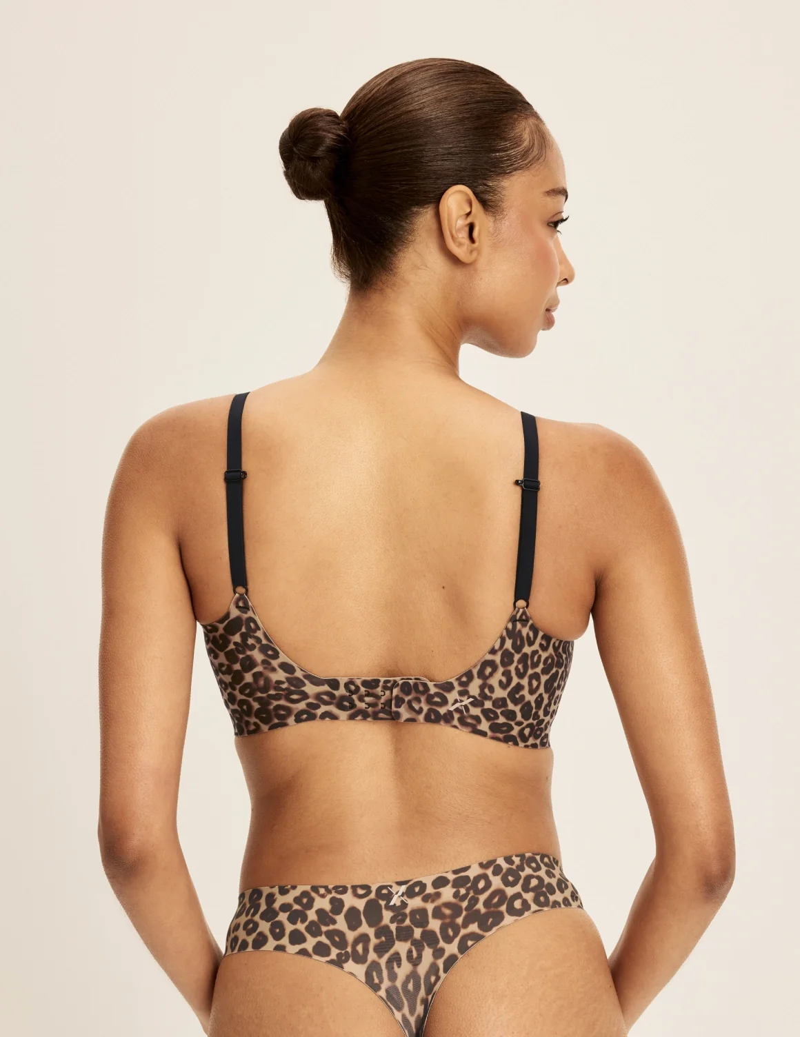 Revolution Scoop Bra - Last Call - Image 9