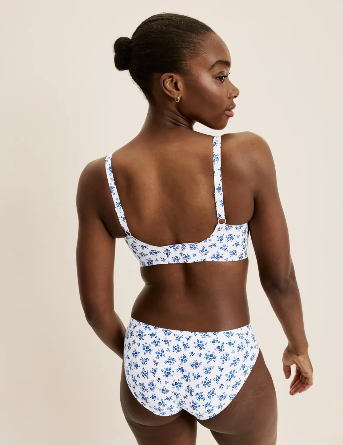 Revolution V-Neck Bra - Last Call - Image 40