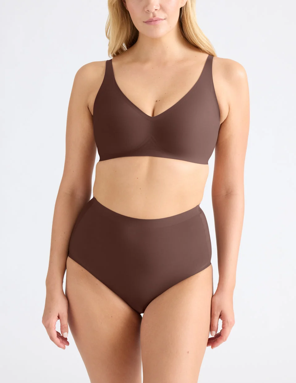 Revolution V-Neck Bra - Last Call - Image 42