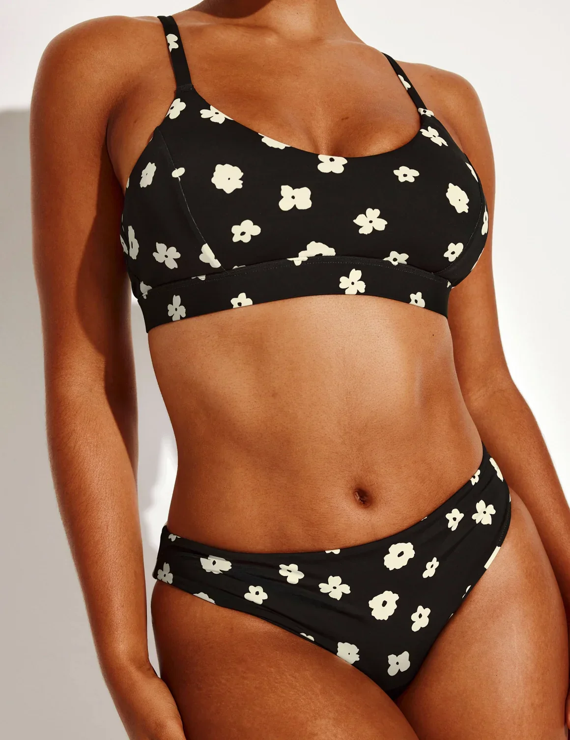 Scoop Bikini Top - Last Call - Image 19
